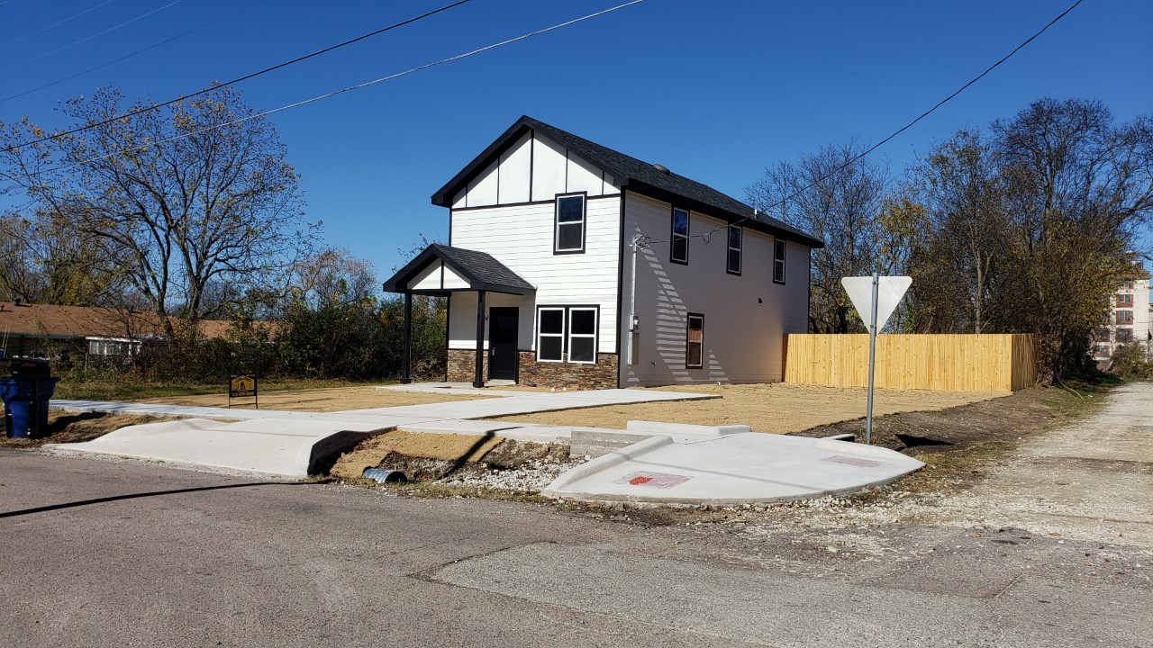 2104 Marshall Street Greenville TX 75401