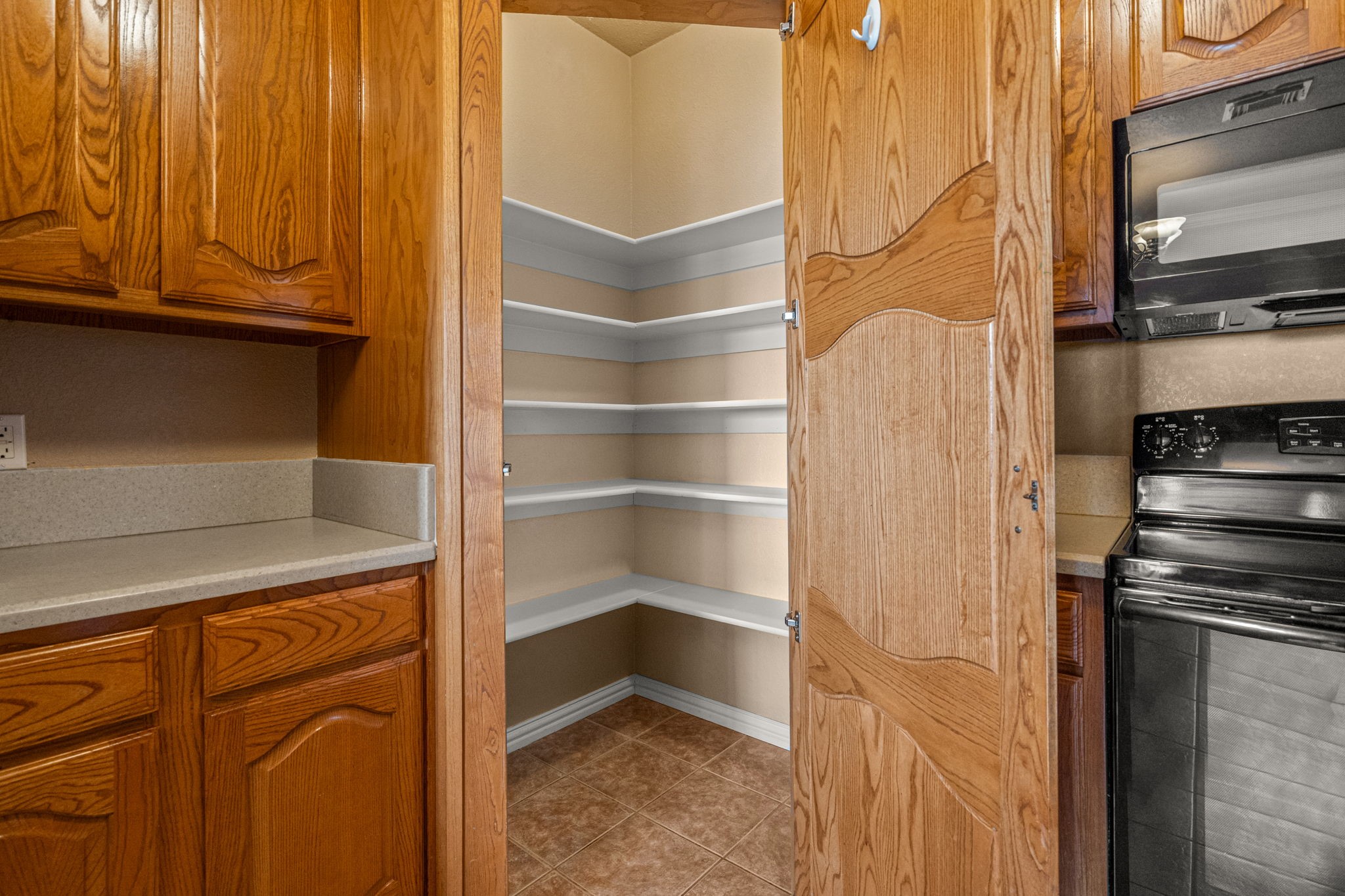 6501 Indian Trail Sanger TX 76266