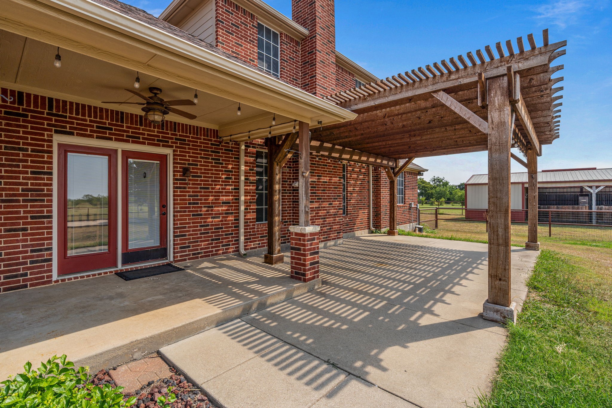 6501 Indian Trail Sanger TX 76266