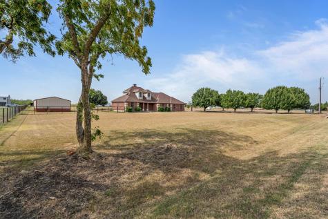 6501 Indian Trail Sanger TX 76266