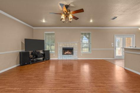 6501 Indian Trail Sanger TX 76266