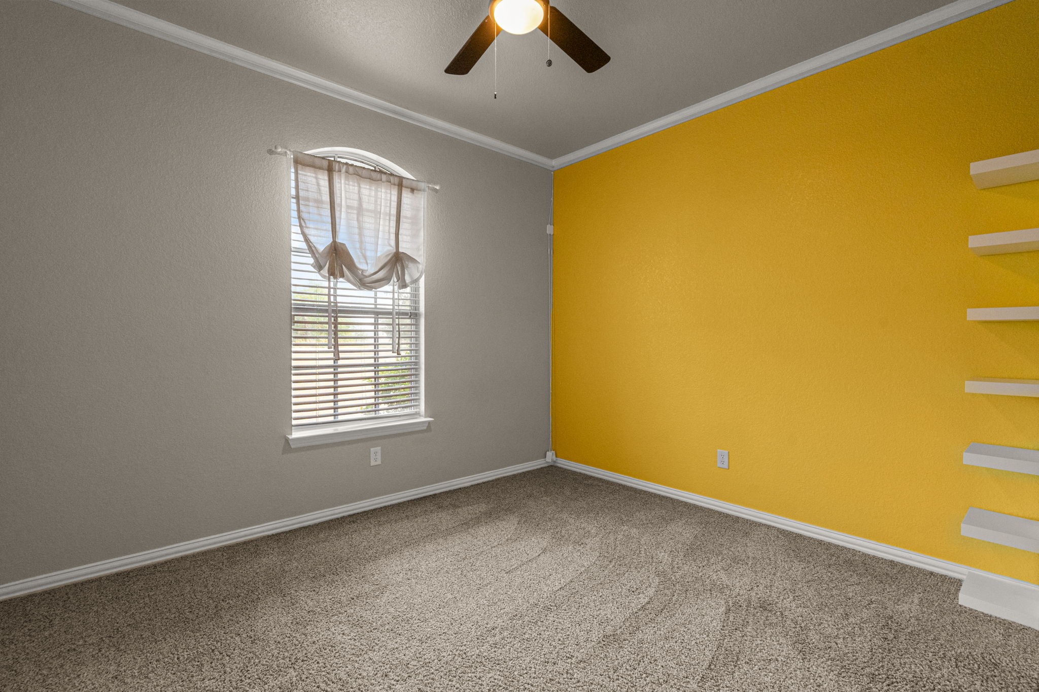 6501 Indian Trail Sanger TX 76266