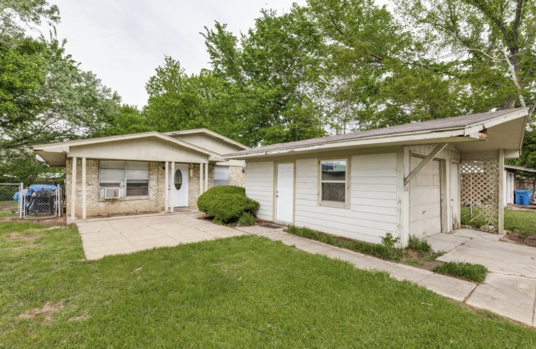 1412 La Fonda Circle Seagoville TX 75159