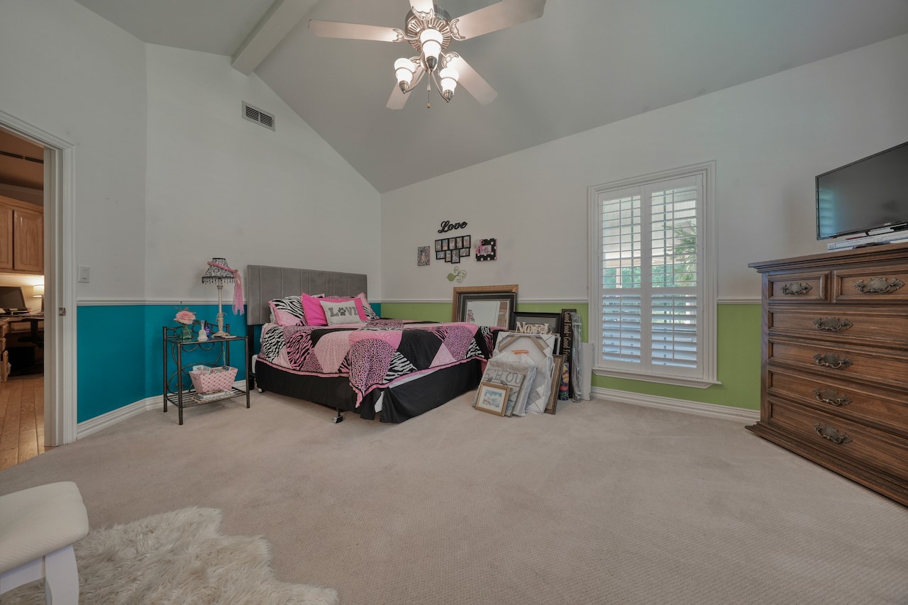 17898 Fm 16 W Lindale TX 75771