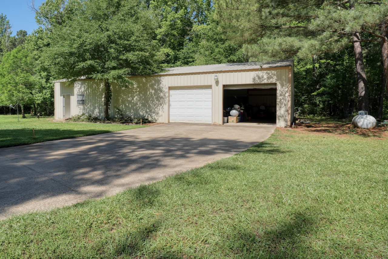 17898 Fm 16 W Lindale TX 75771