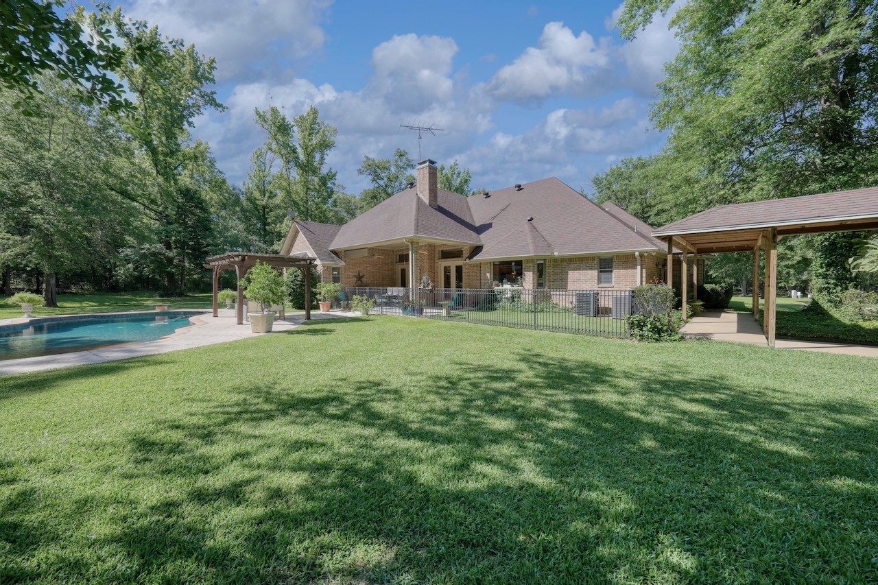 17898 Fm 16 W Lindale TX 75771