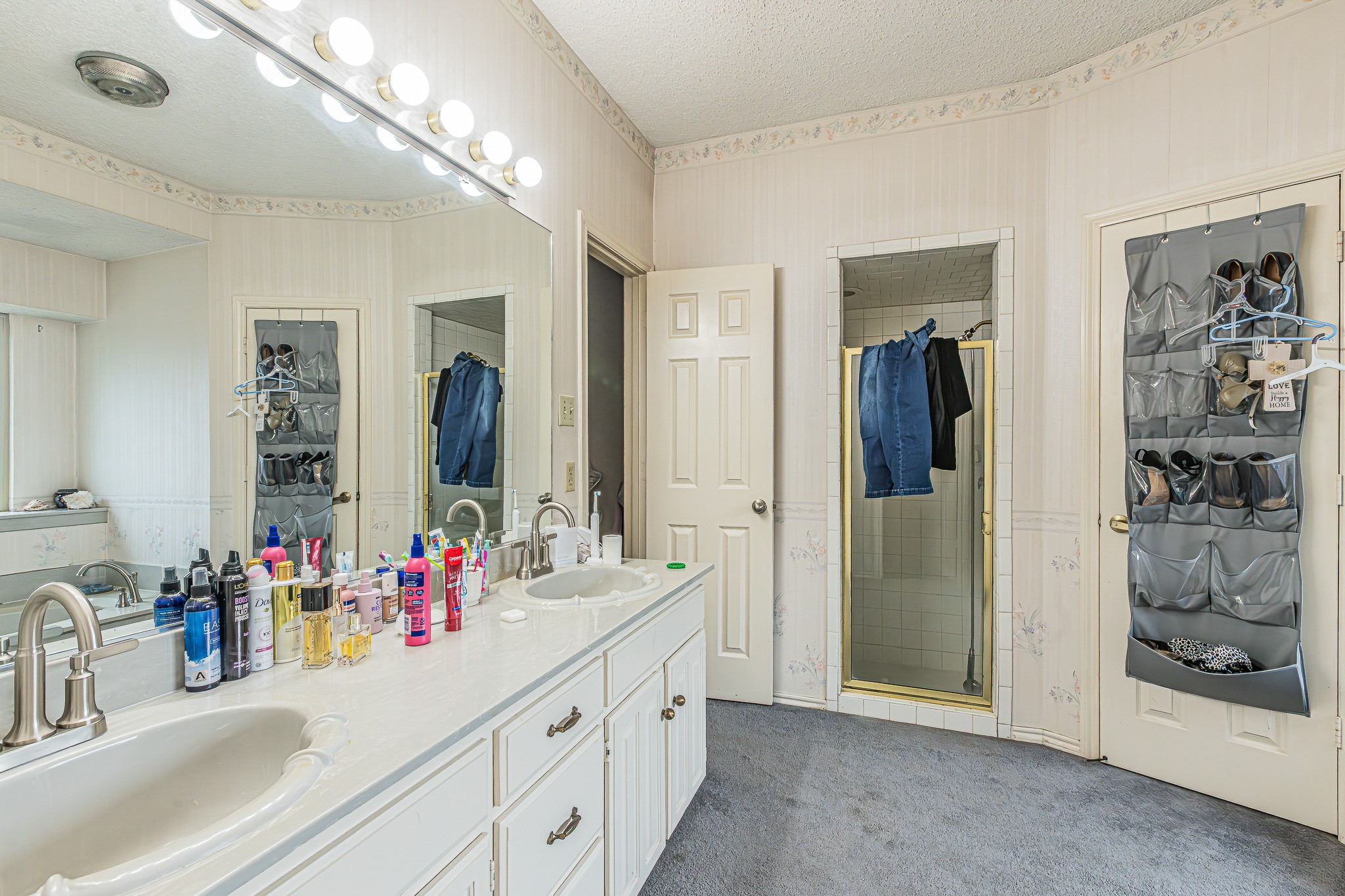3309 Timber View Circle Bedford TX 76021