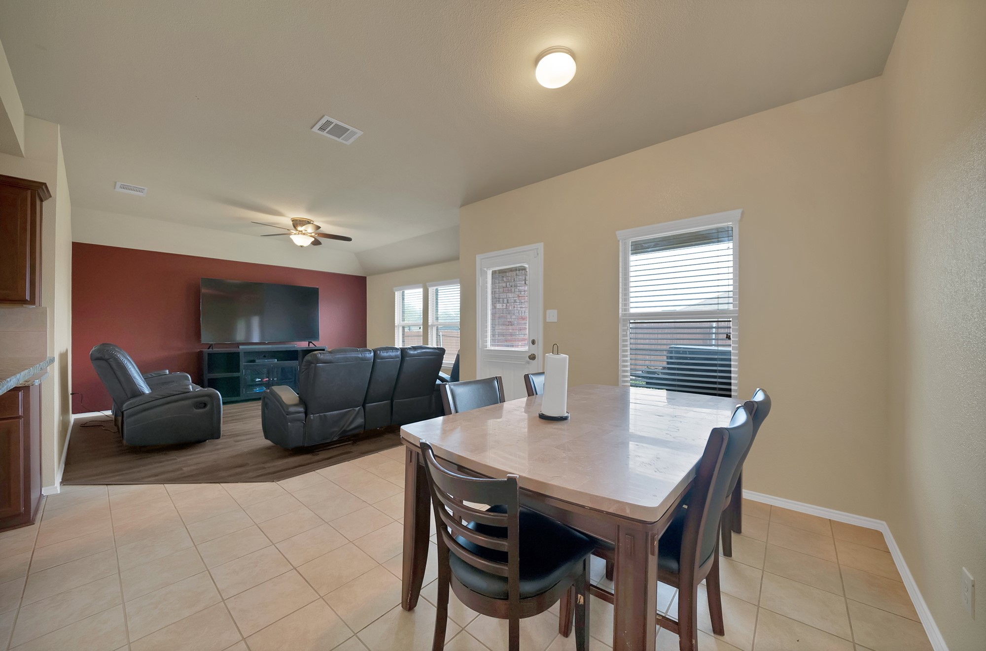 2916 Balleywood Drive Seagoville TX 75159