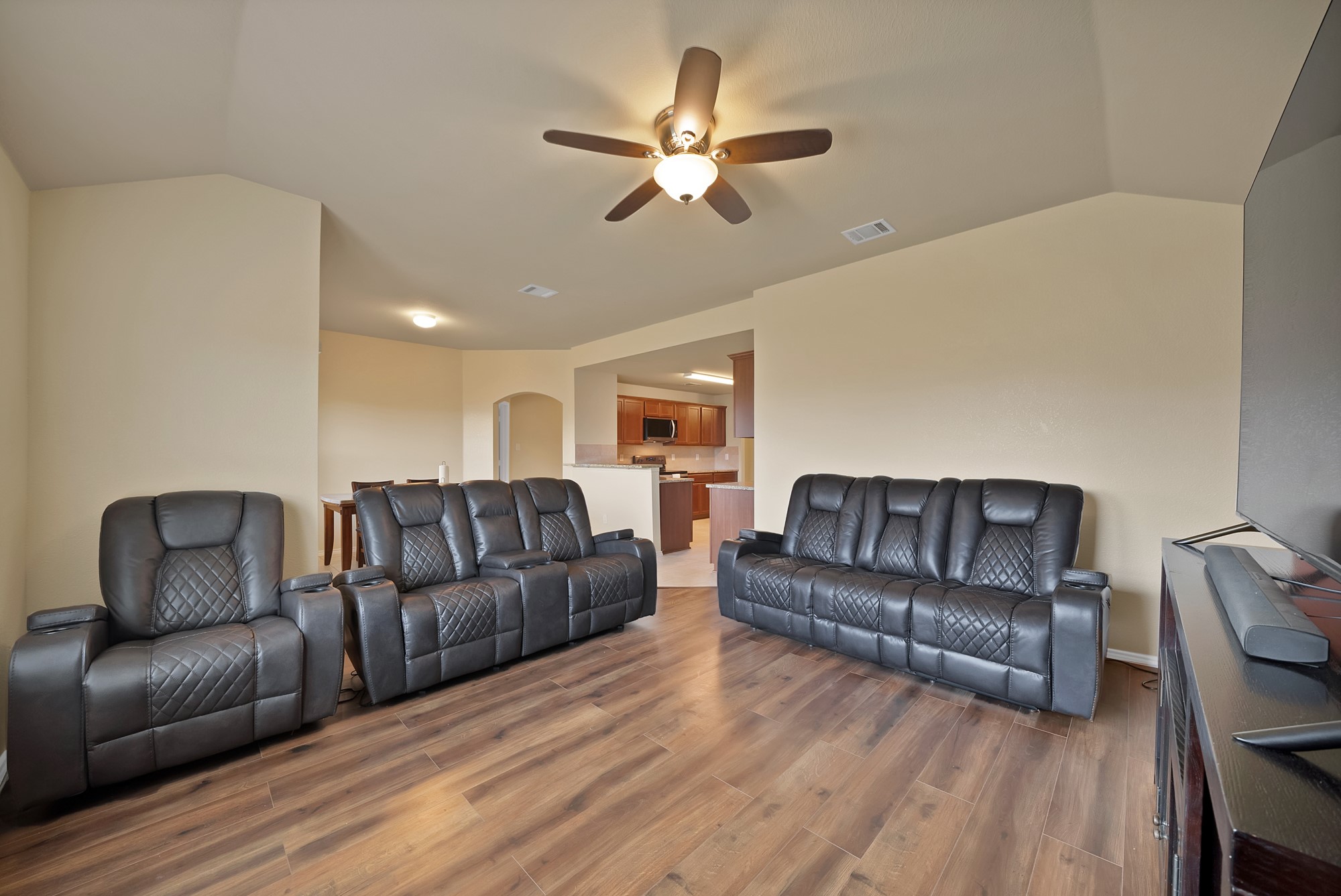 2916 Balleywood Drive Seagoville TX 75159