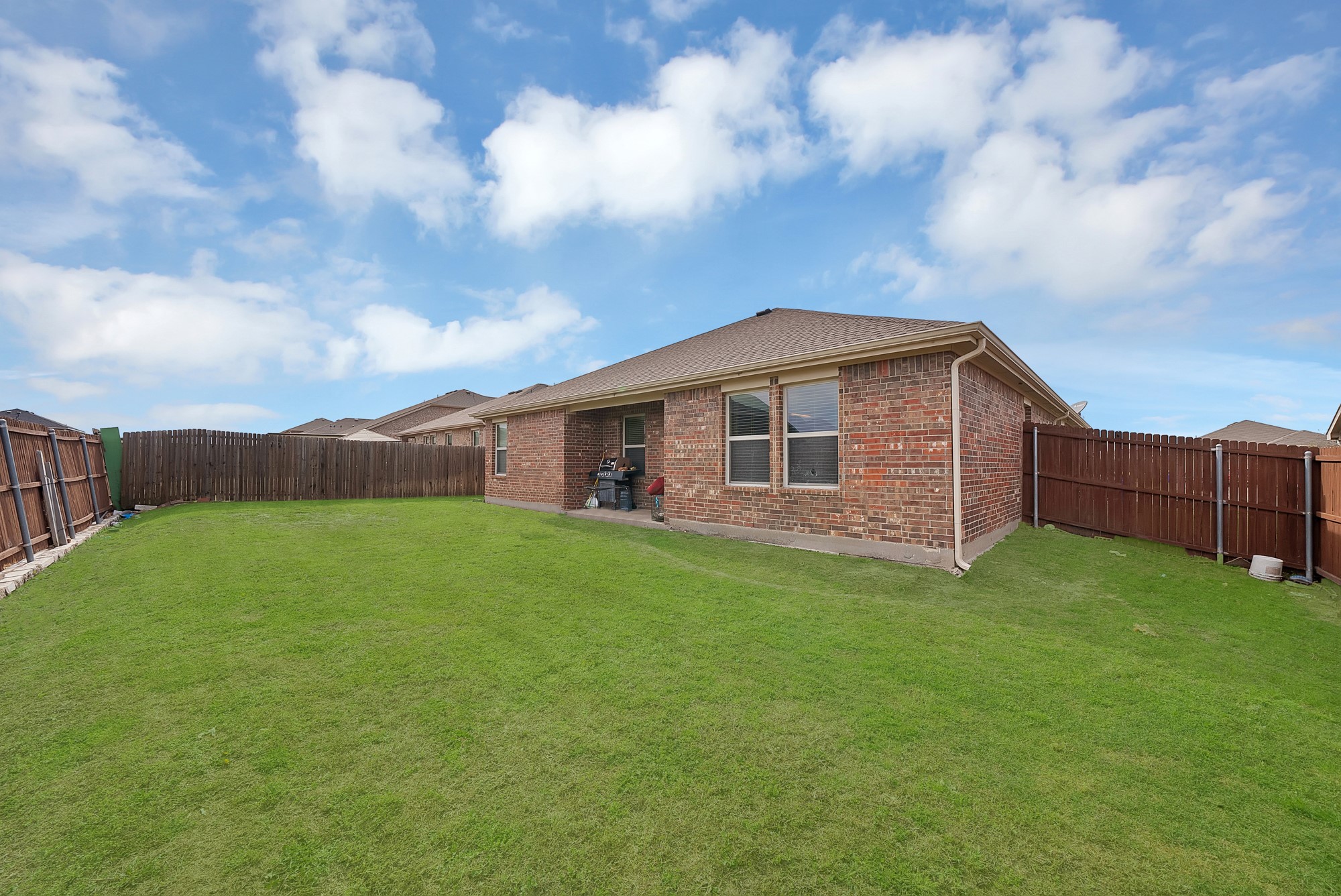 2916 Balleywood Drive Seagoville TX 75159