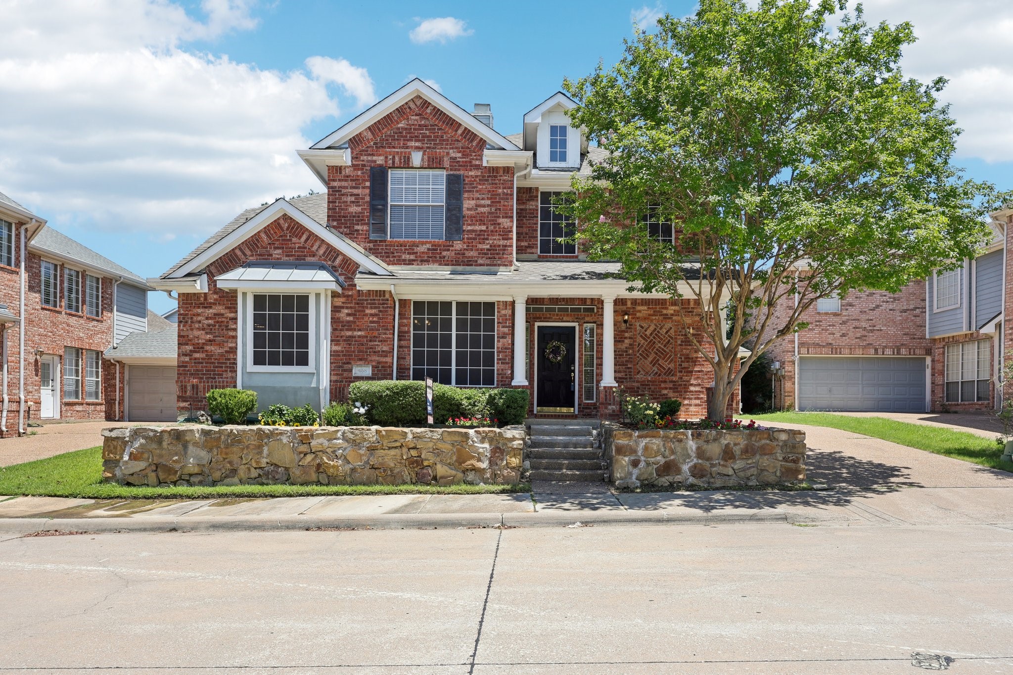 458 Richmond Street Irving TX 75063