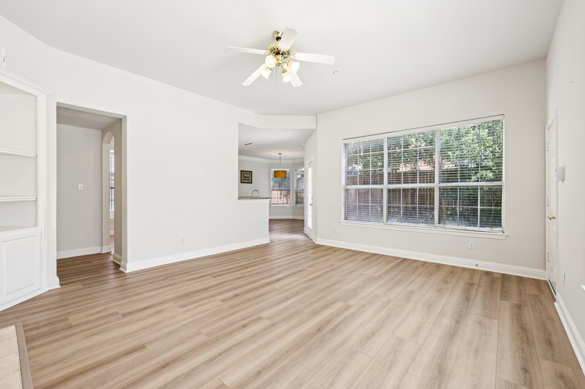 458 Richmond Street Irving TX 75063