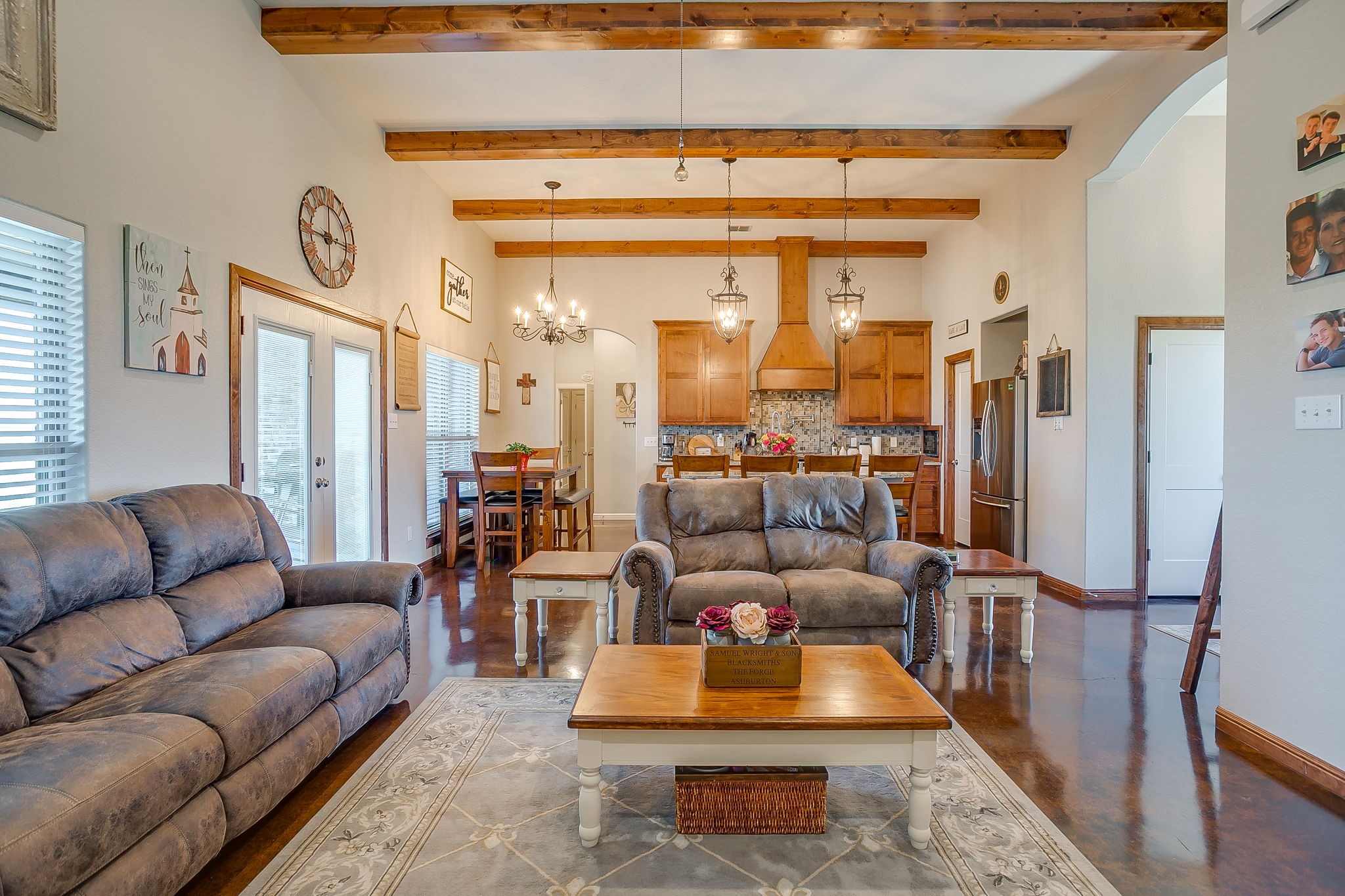 8071 County Road 105 Grandview TX 76050