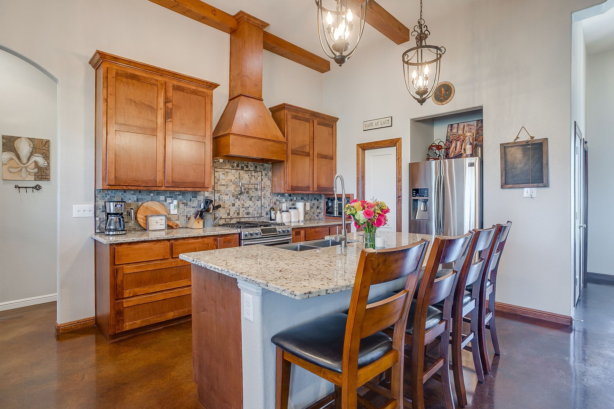 8071 County Road 105 Grandview TX 76050
