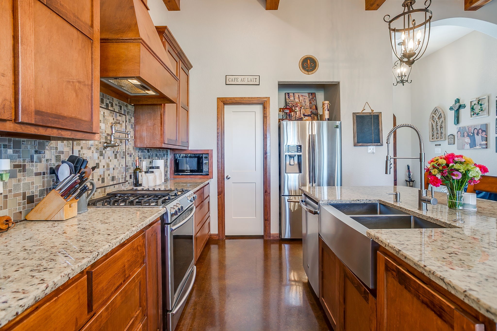 8071 County Road 105 Grandview TX 76050