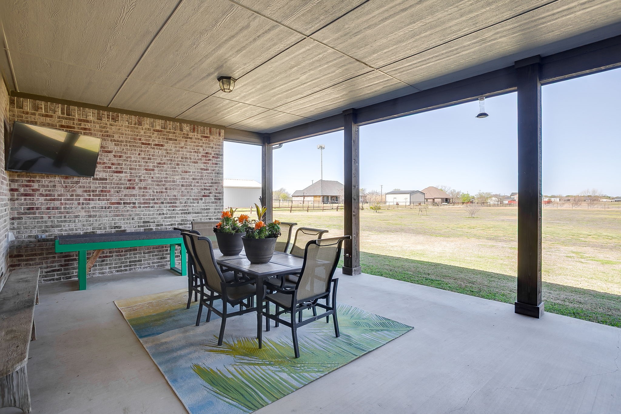 8071 County Road 105 Grandview TX 76050