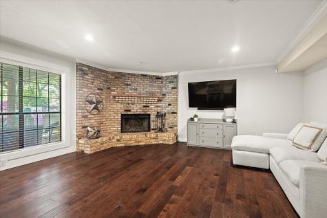 2123 Wilson Drive Arlington TX 76011