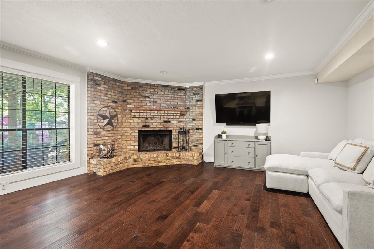 2123 Wilson Drive Arlington TX 76011