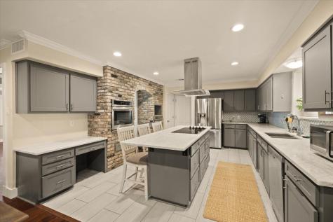2123 Wilson Drive Arlington TX 76011