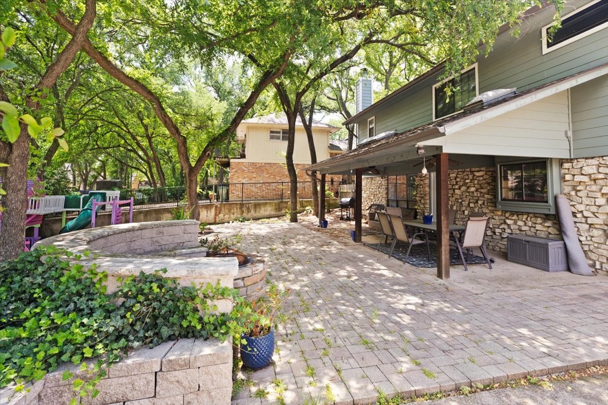 2123 Wilson Drive Arlington TX 76011