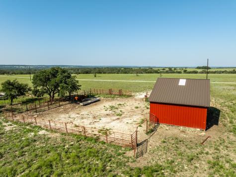 2977 Fm 1241 Purmela TX 76566
