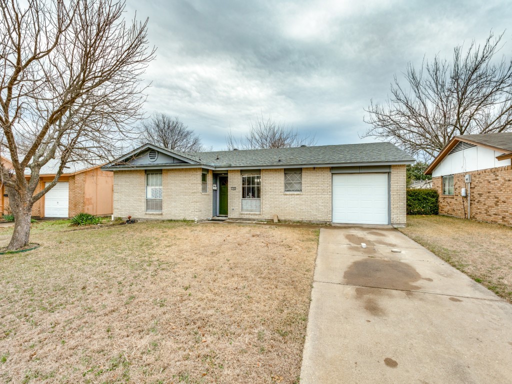 1502 Homestead Place Garland TX 75044