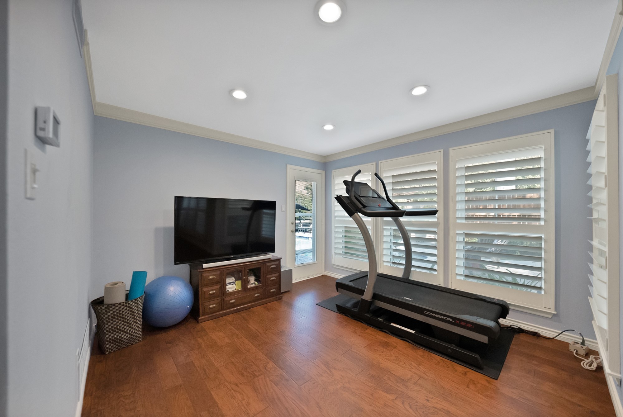 2907 Arbor Oaks Drive Arlington TX 76006
