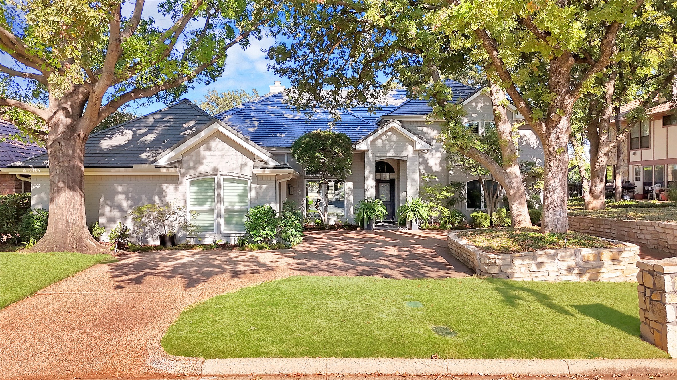 2907 Arbor Oaks Drive Arlington TX 76006