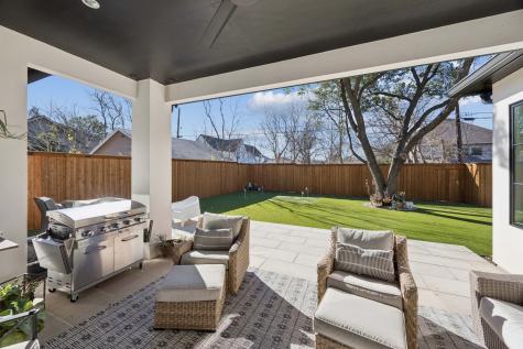 8427 Midway Road Dallas TX 75209