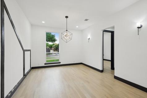 4219 Hollow Oak Drive Dallas TX 75287