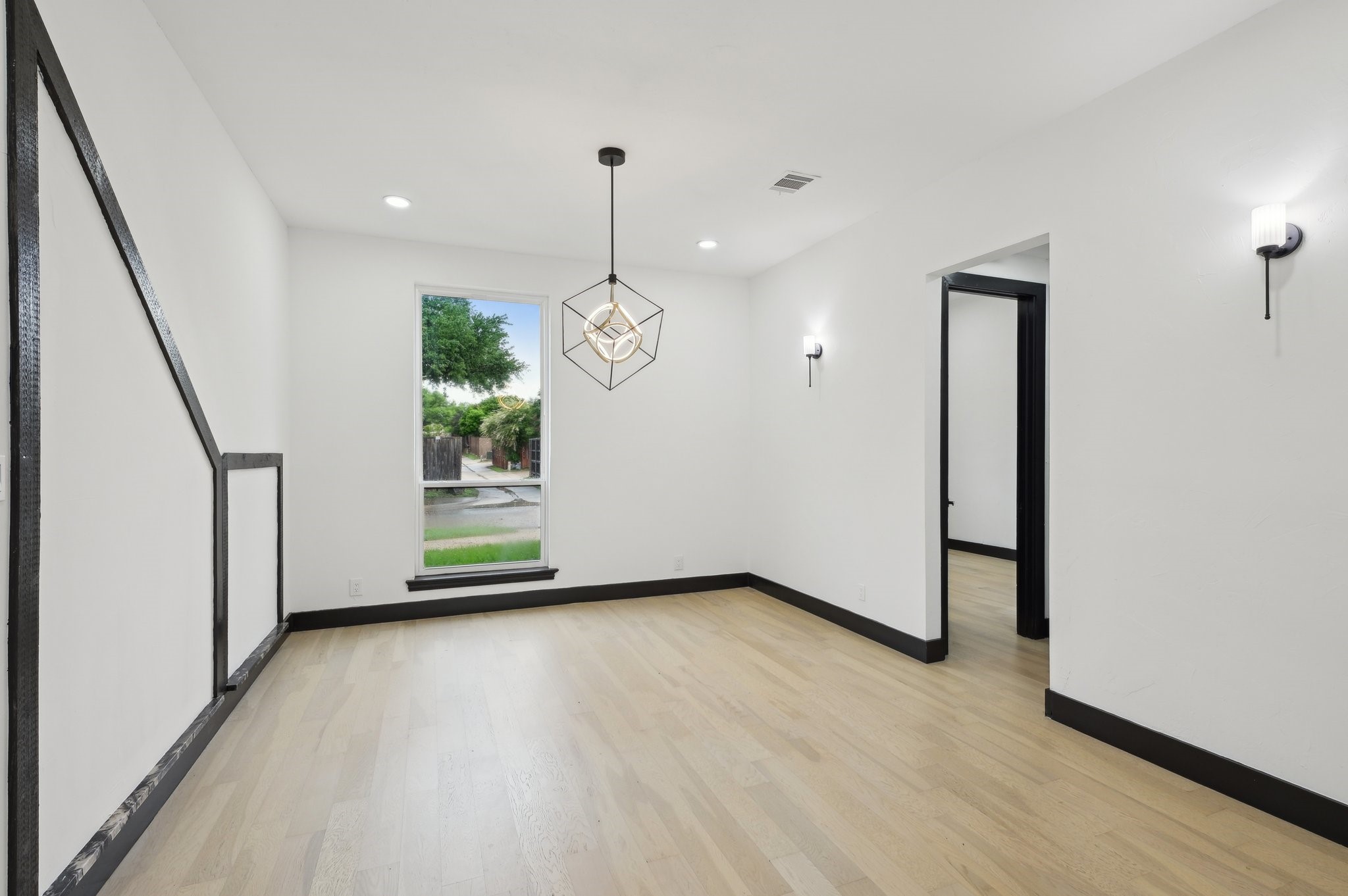 4219 Hollow Oak Drive Dallas TX 75287