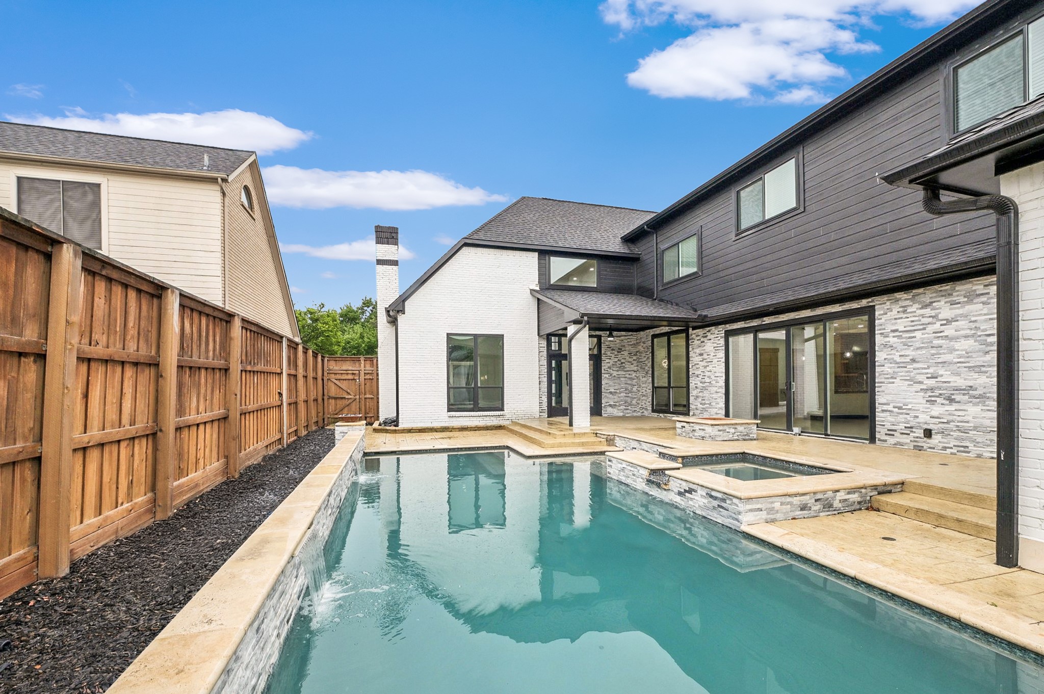 4219 Hollow Oak Drive Dallas TX 75287