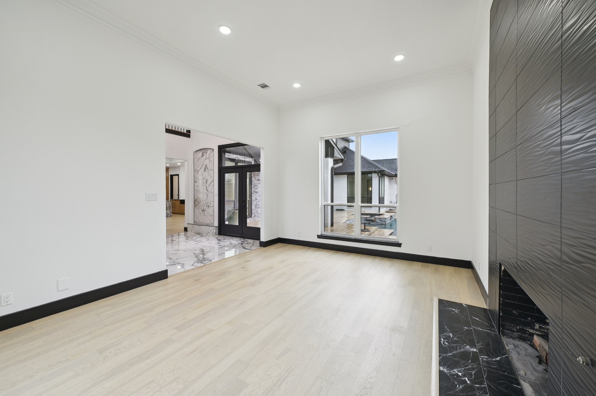 4219 Hollow Oak Drive Dallas TX 75287
