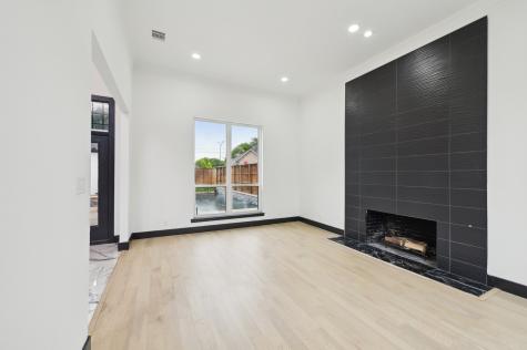 4219 Hollow Oak Drive Dallas TX 75287