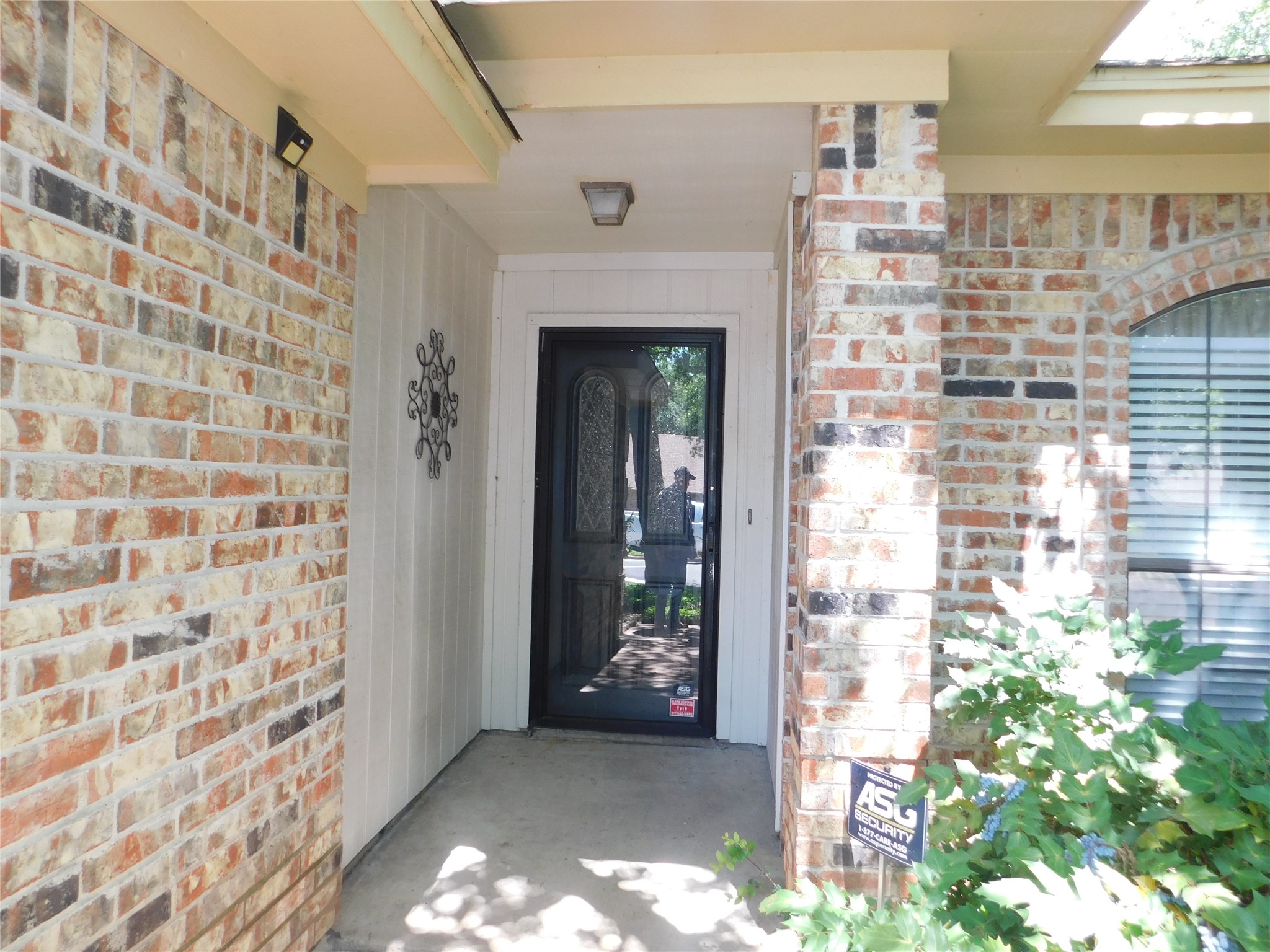 6749 Ridgewood Drive North Richland Hills TX 76182