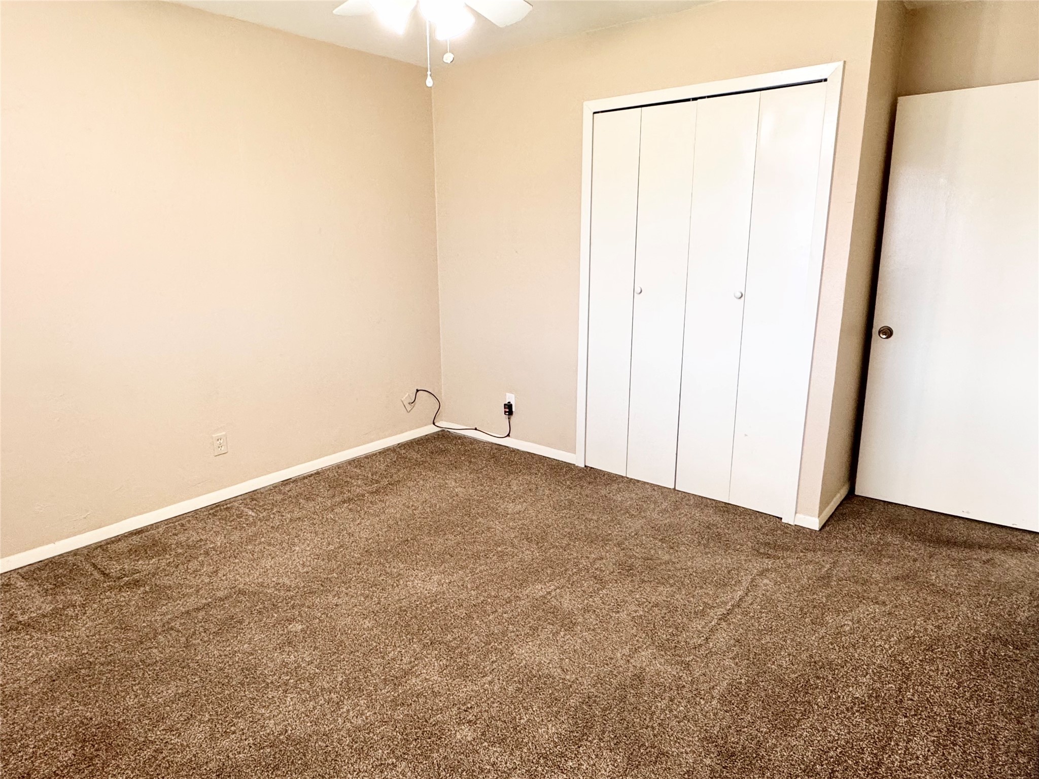 1613 Squire Court Grand Prairie TX 75051