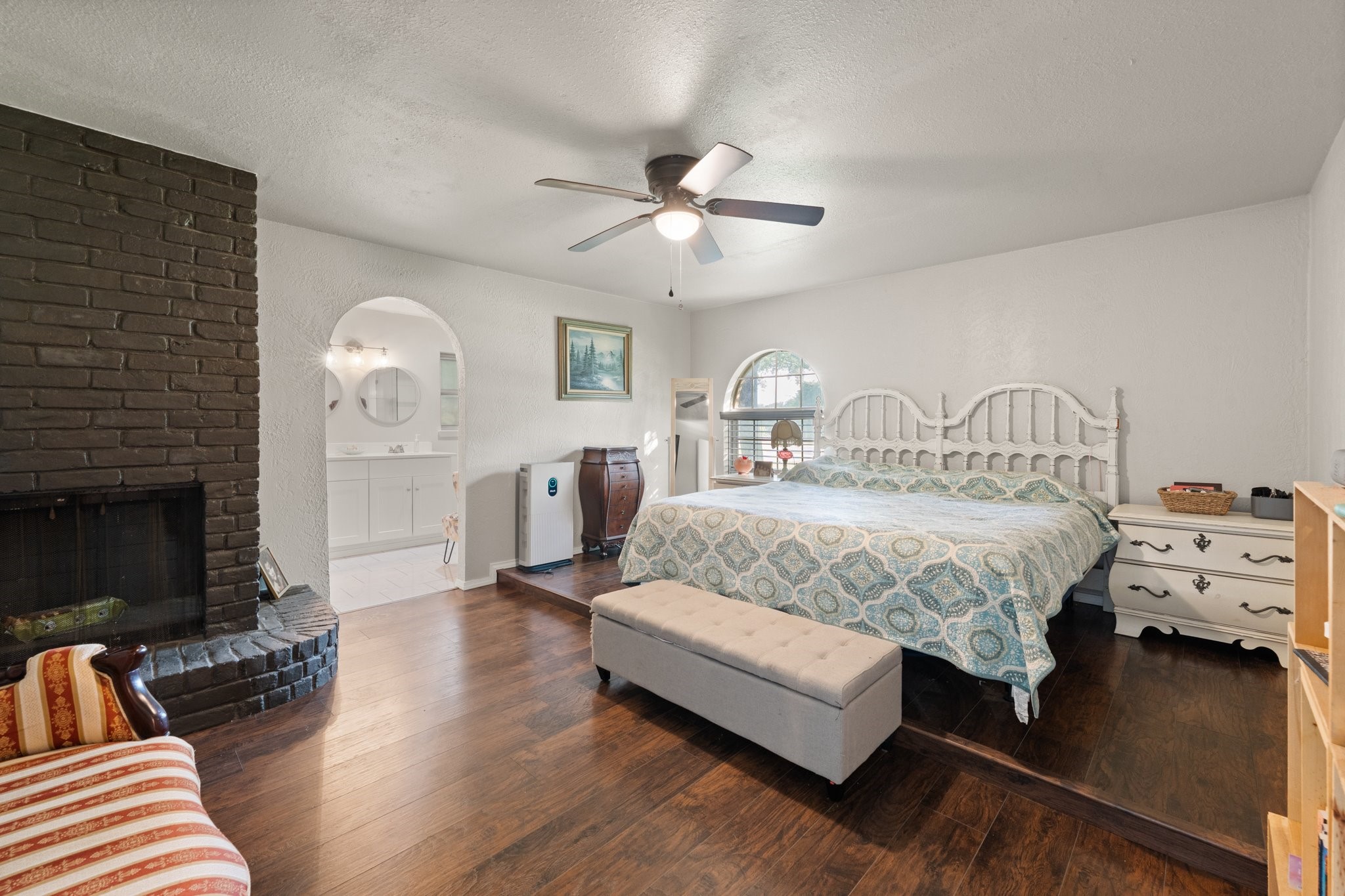 2005 Meadow Drive Crowley TX 76036