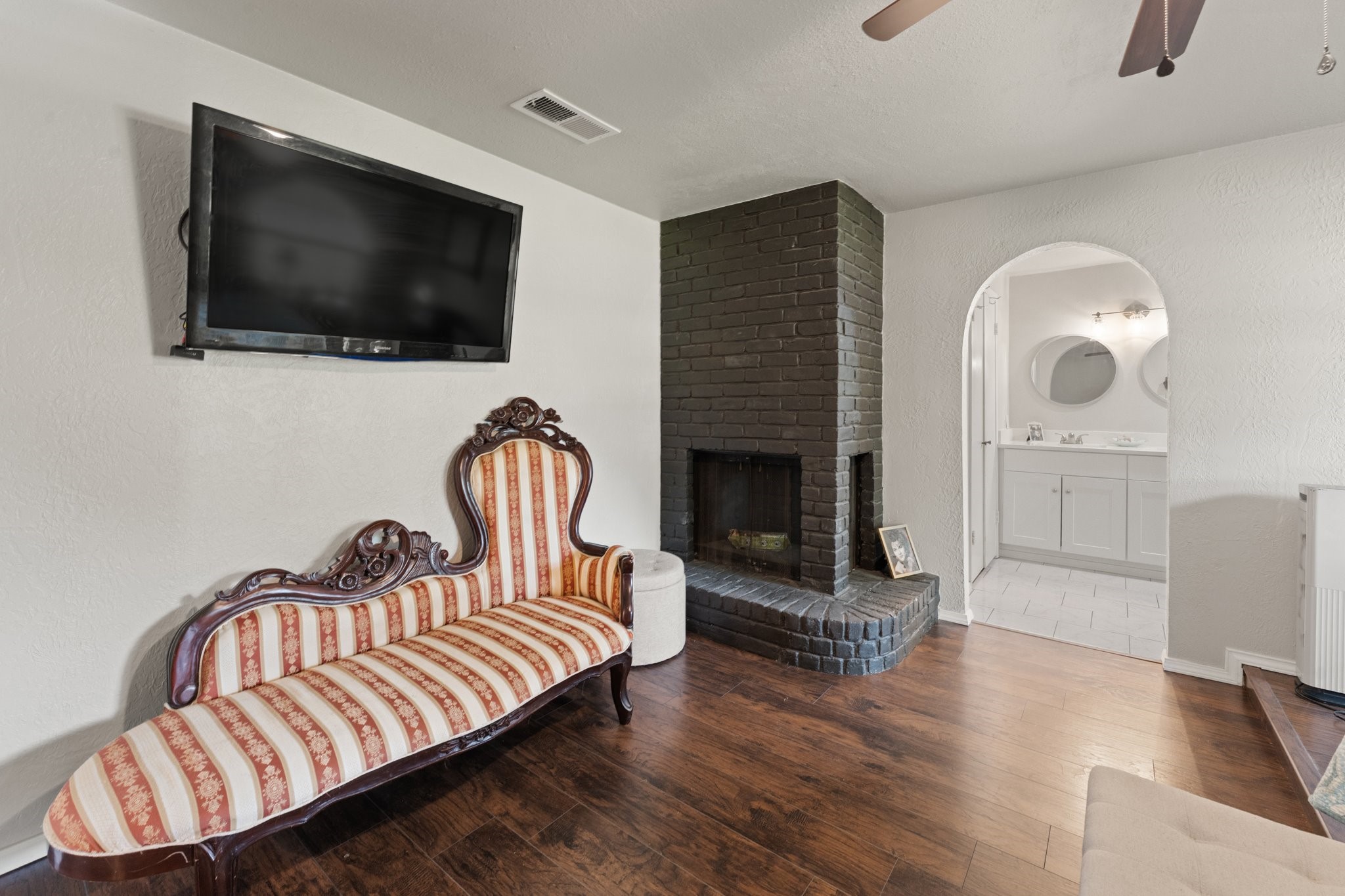 2005 Meadow Drive Crowley TX 76036