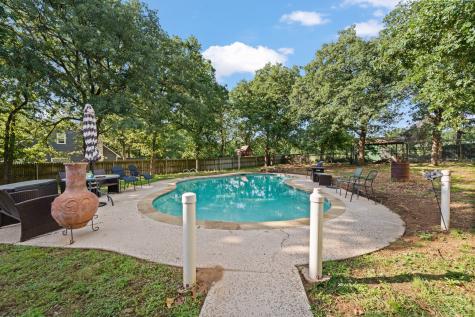 2005 Meadow Drive Crowley TX 76036
