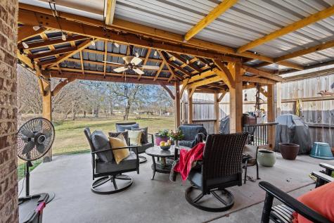 2409 W Walker Street Denison TX 75020