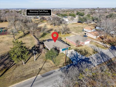 2409 W Walker Street Denison TX 75020