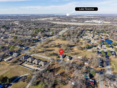 2409 W Walker Street Denison TX 75020