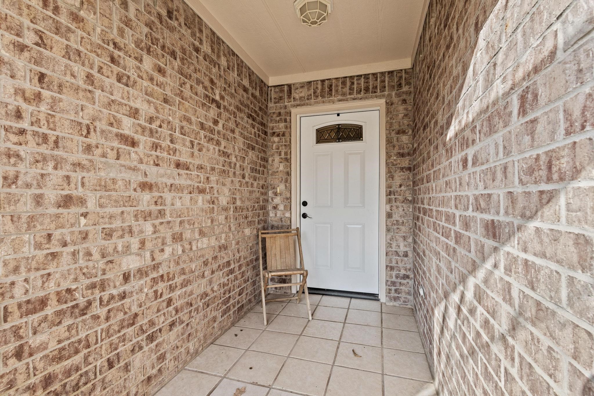 2409 W Walker Street Denison TX 75020