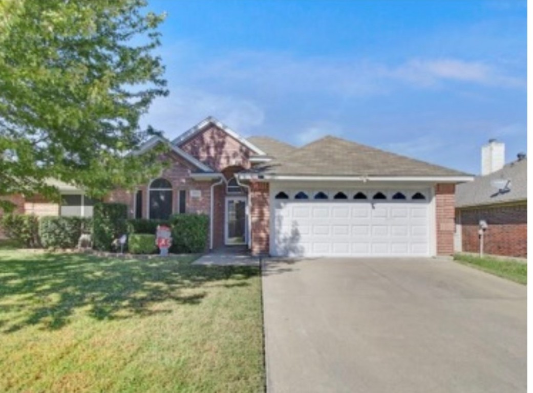 3925 Berrybush Lane Fort Worth TX 76137