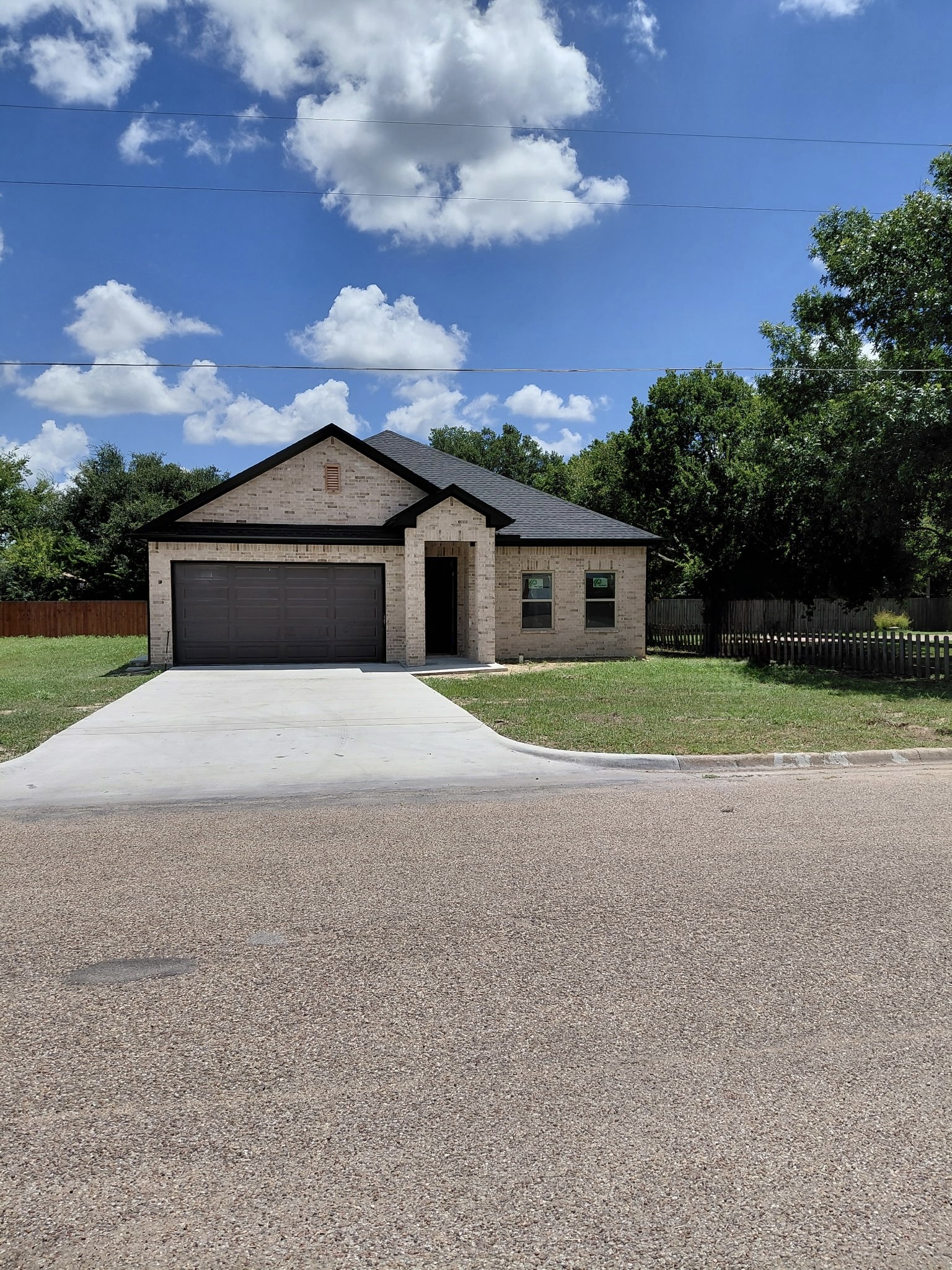 834 Park Mexia TX 76667