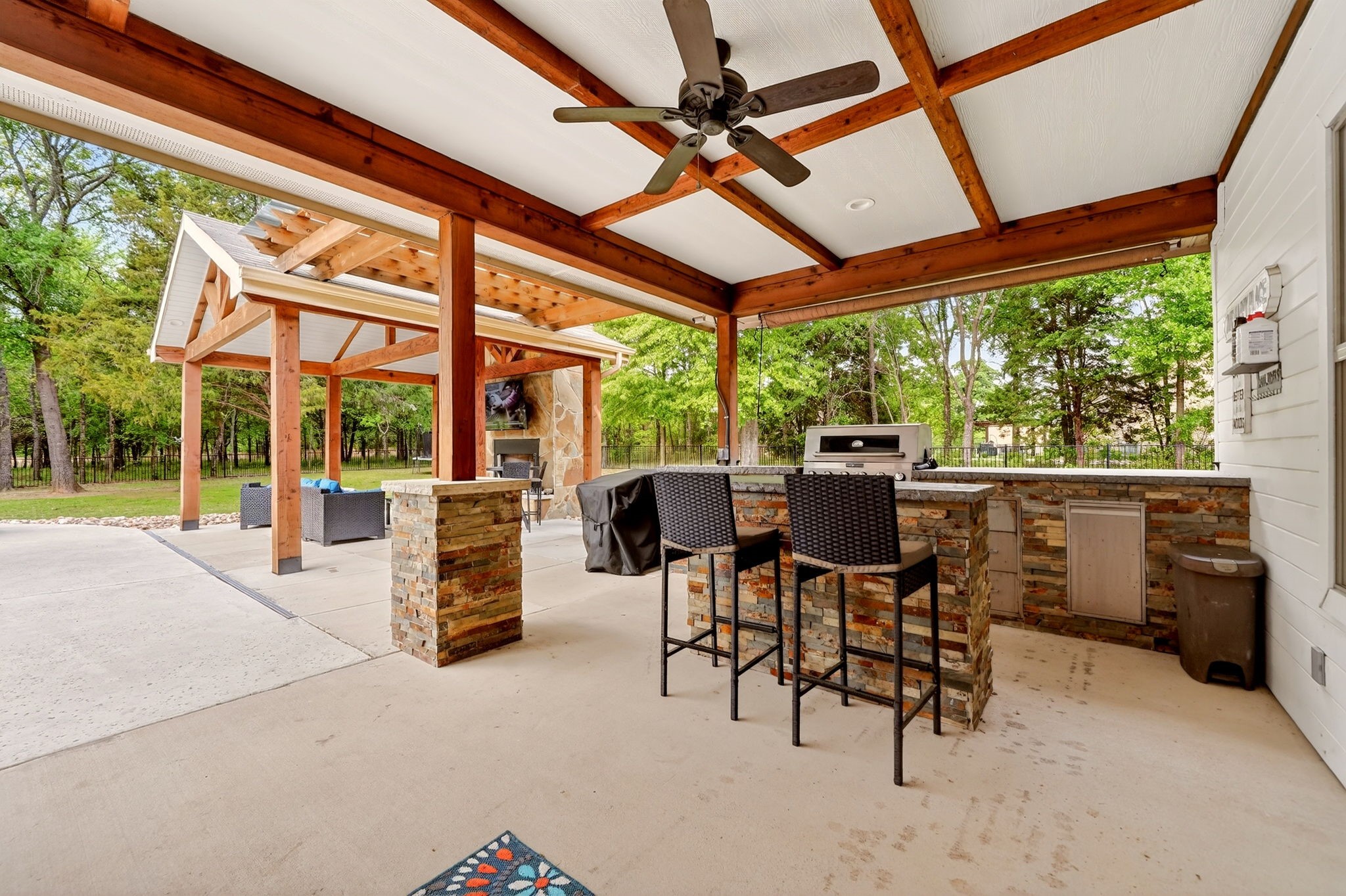 2211 Canyon Lake Road Wills Point TX 75169