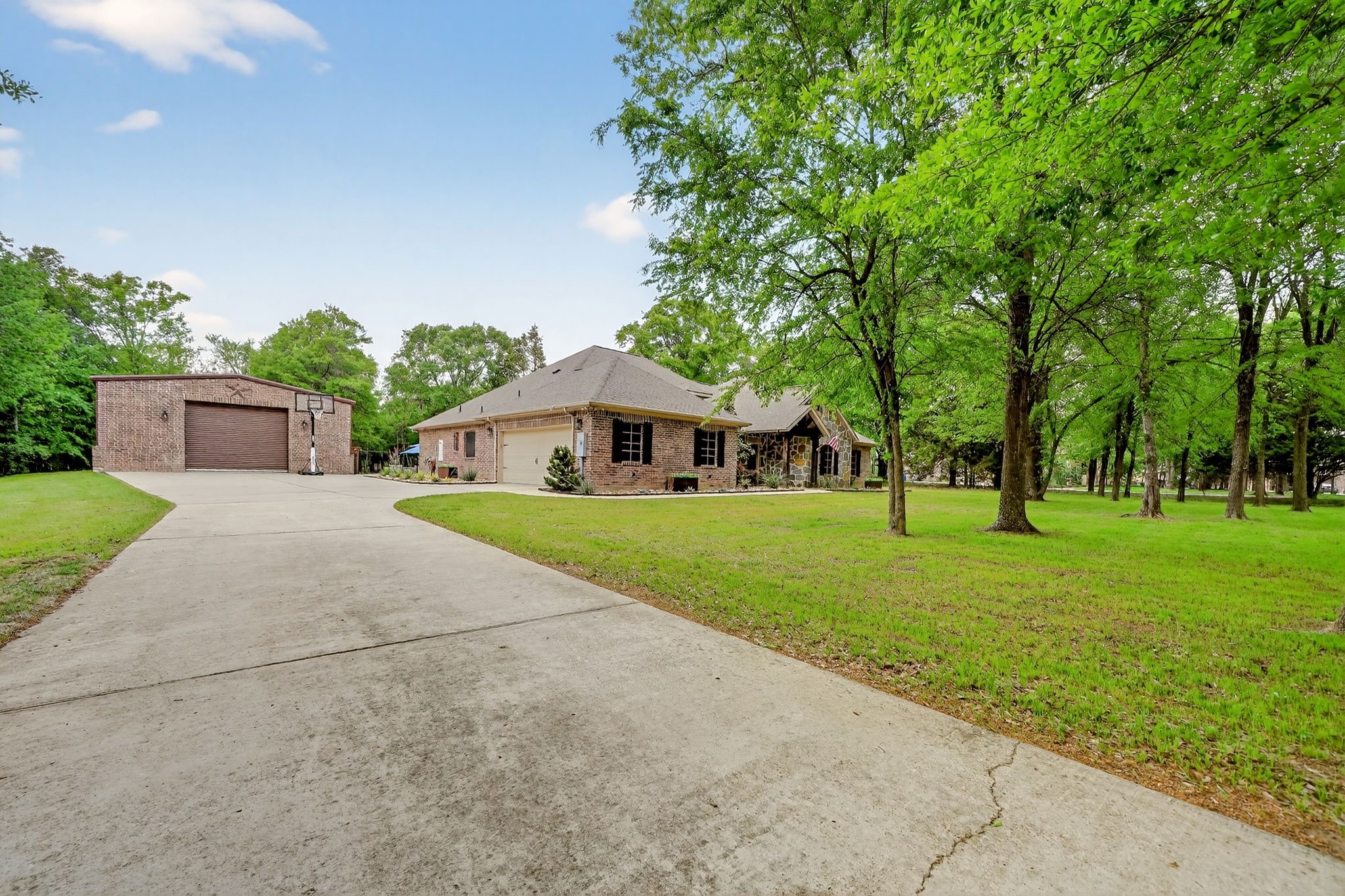 2211 Canyon Lake Road Wills Point TX 75169