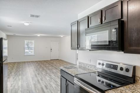 602 N Taylor Street Gainesville TX 76240