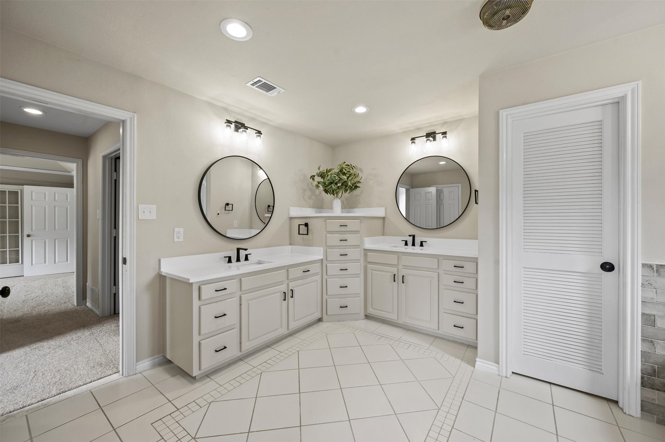 1712 Timber Ridge Circle Corinth TX 76210