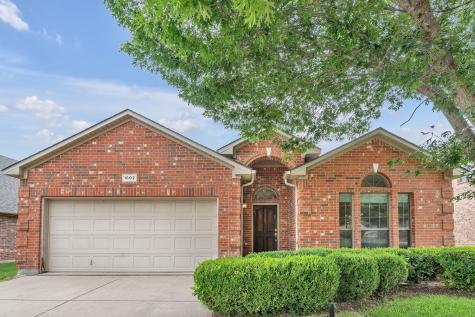 1602 Deer Crossing Drive Arlington TX 76002